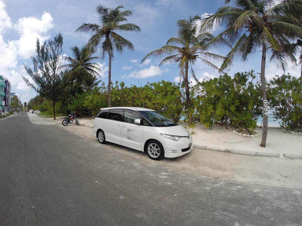Airport Beach Hotel Hulhumale Ngoại thất bức ảnh