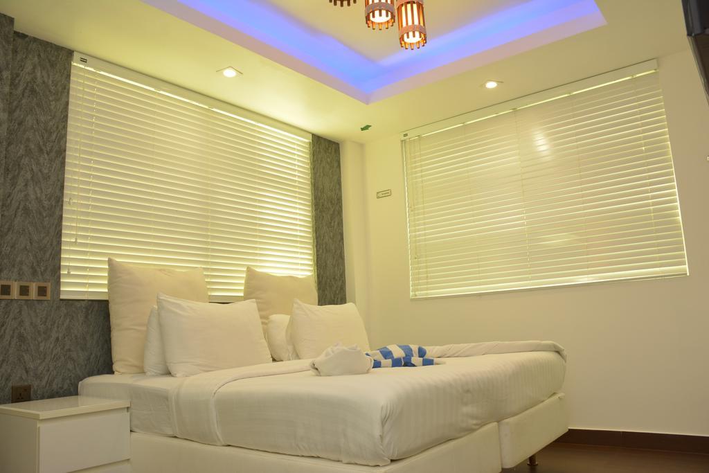Airport Beach Hotel Hulhumale Ngoại thất bức ảnh