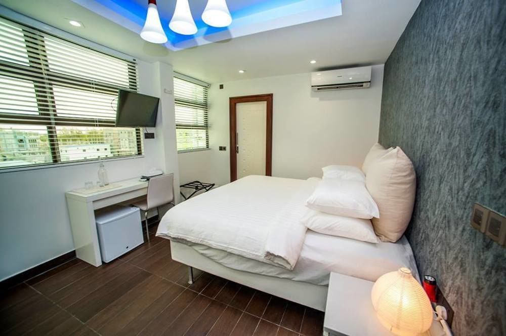 Airport Beach Hotel Hulhumale Ngoại thất bức ảnh