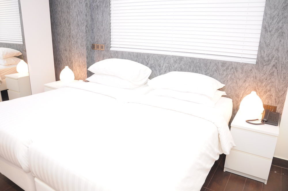 Airport Beach Hotel Hulhumale Ngoại thất bức ảnh